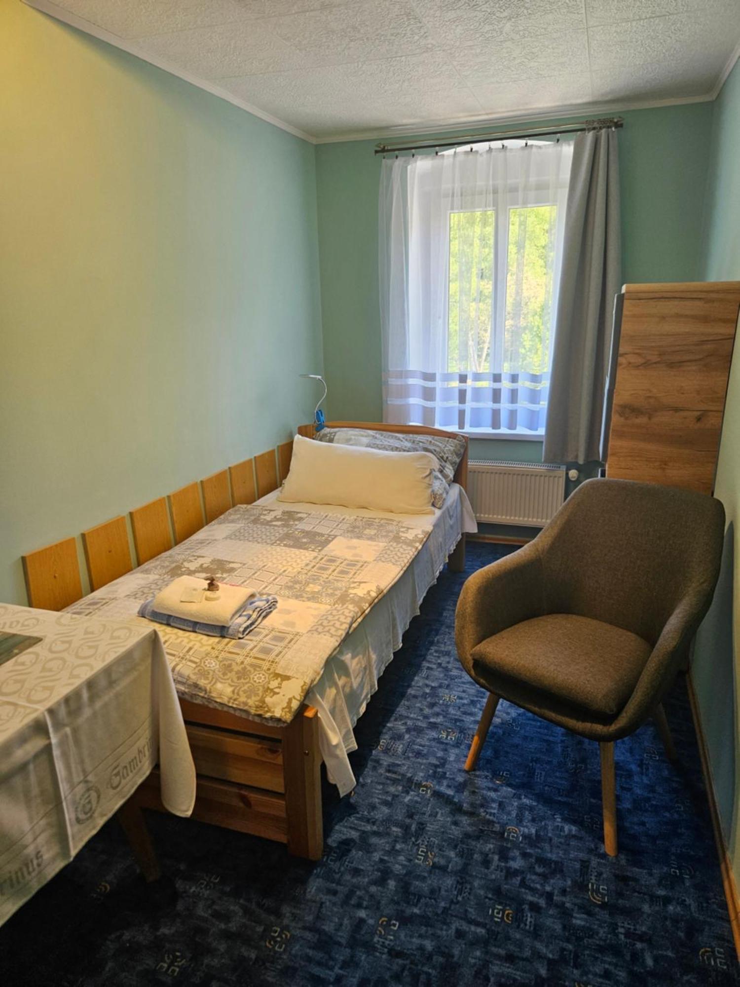 Guest House Pod Lesem Merklin Esterno foto